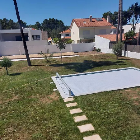 בית נופש Casaindigo Caparica
